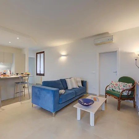 Apartament Agata Maisonette- Historical Center - Happy Toscolano Maderno